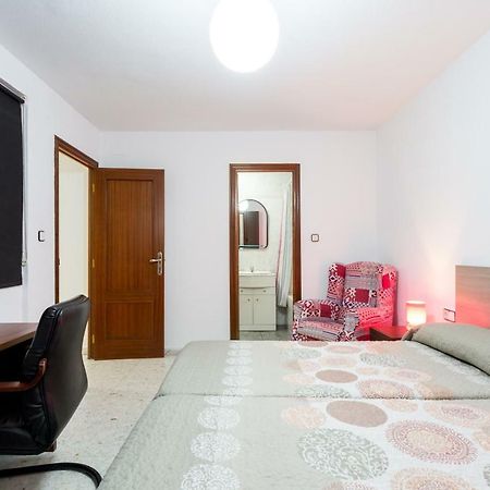 Holi-Rent Albareda Daire Sevilla Dış mekan fotoğraf