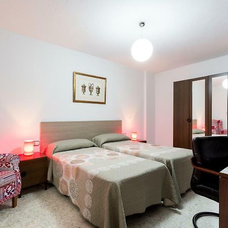 Holi-Rent Albareda Daire Sevilla Dış mekan fotoğraf