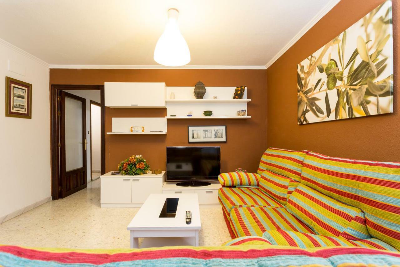 Holi-Rent Albareda Daire Sevilla Dış mekan fotoğraf
